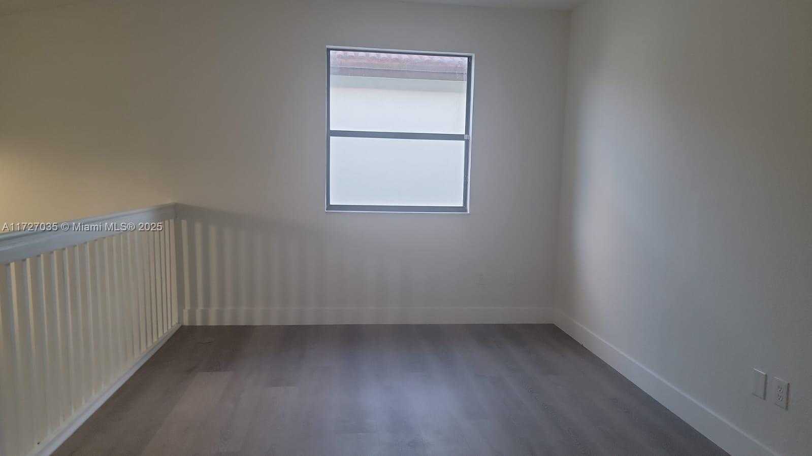 Small Image of 571 SOUTH EAST 37TH PL, Homestead Number 9