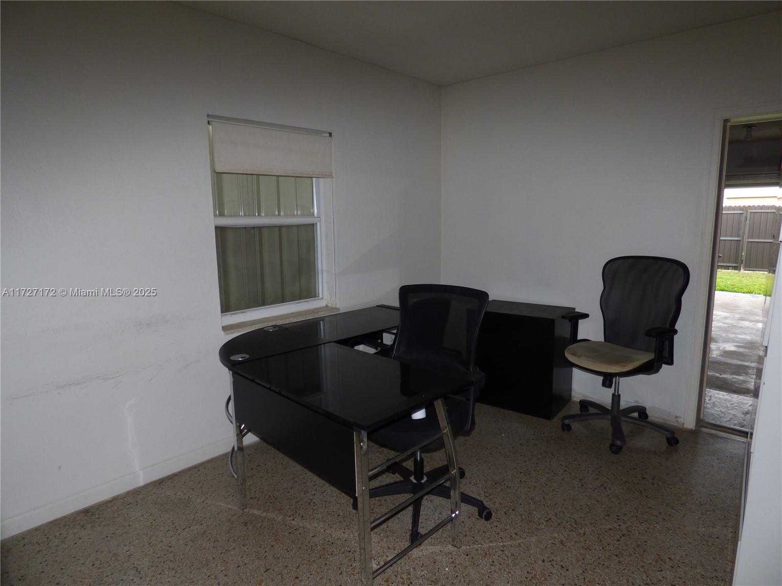 Imagen de Pequeño Objeto