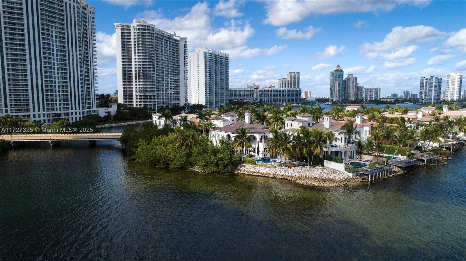 Small Image of 3914 Island Estates Dr, Miami, FL 33160, USA Number 2