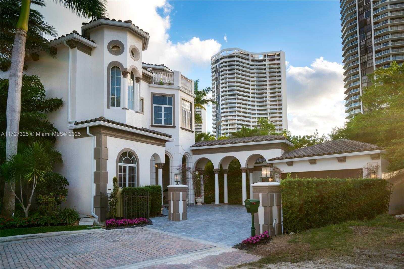 Small Image of 3914 Island Estates Dr, Miami, FL 33160, USA Number 26