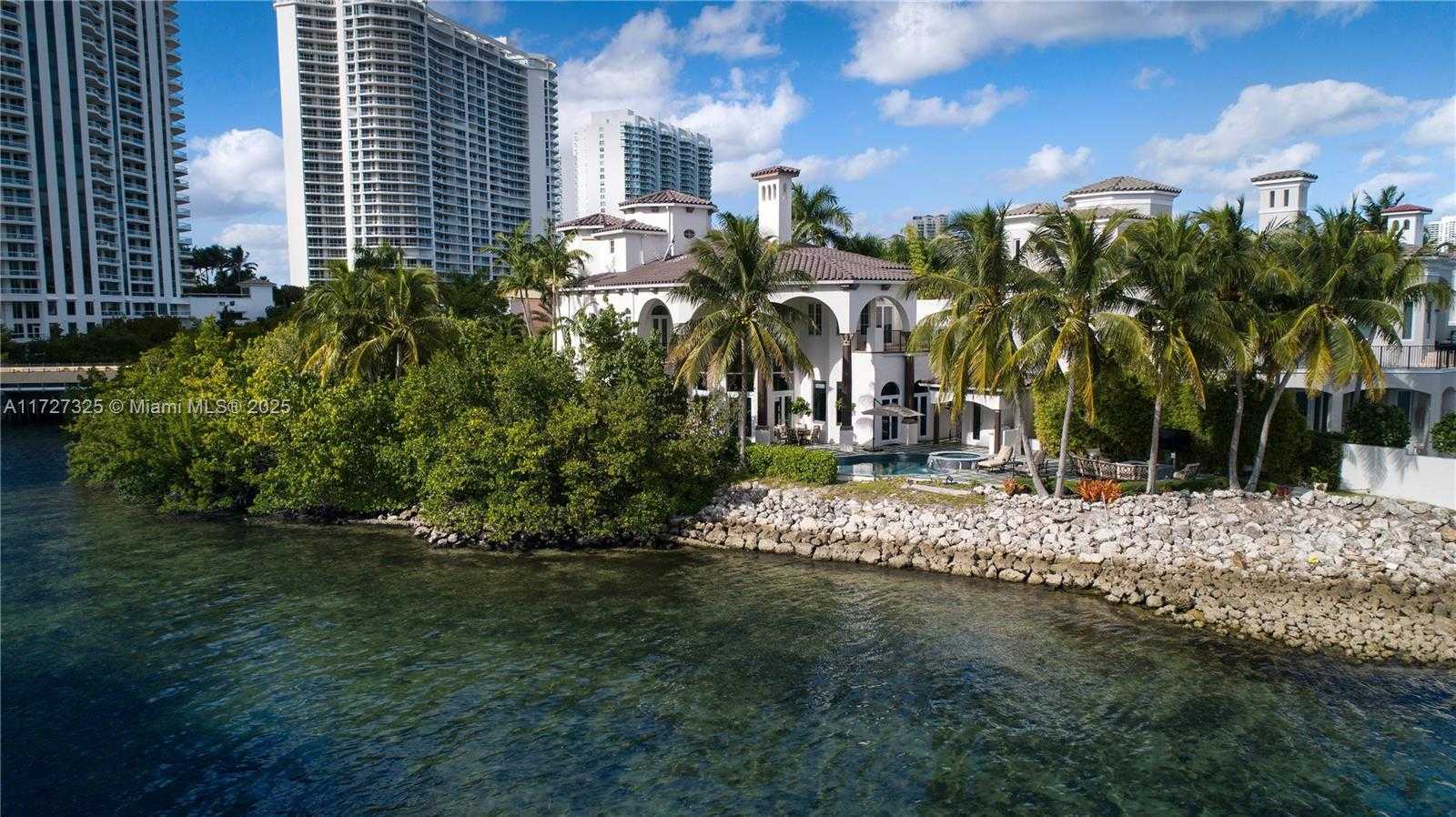Small Image of 3914 Island Estates Dr, Miami, FL 33160, USA Number 35