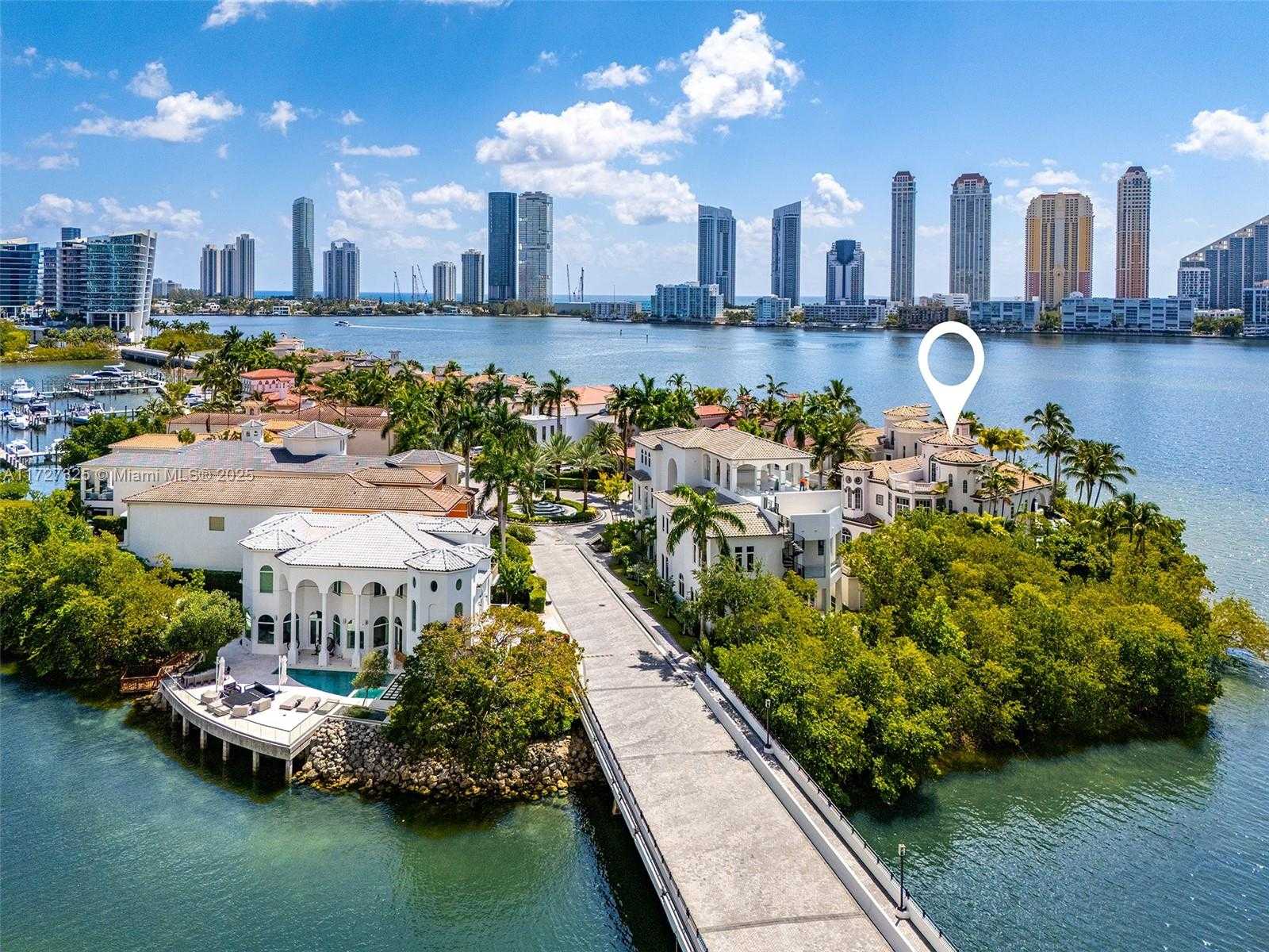 Small Image of 3914 Island Estates Dr, Miami, FL 33160, USA Number 40