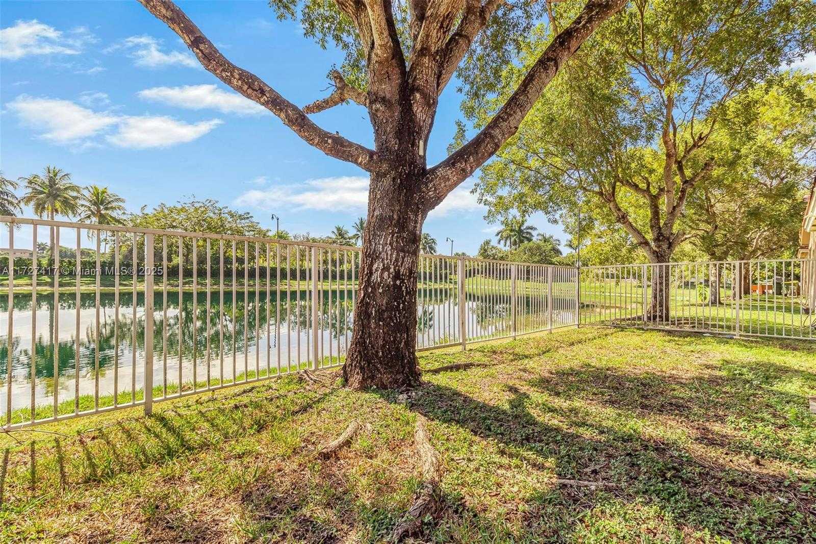 Small Image of 3736 NORTH EAST 9 CT, Homestead Number 22