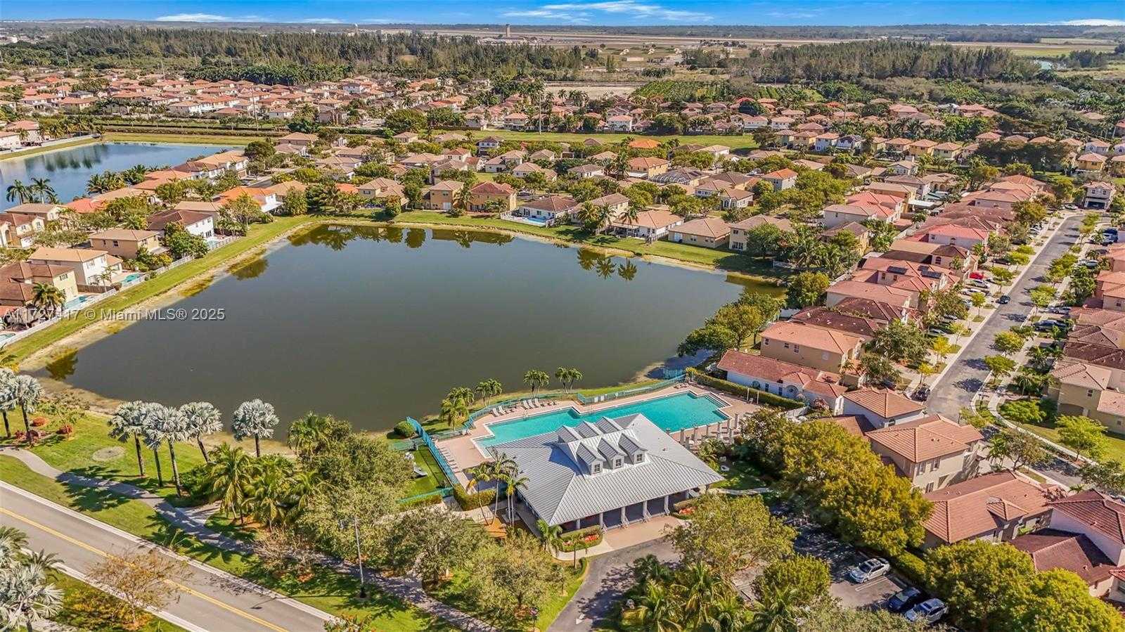 Small Image of 3736 NORTH EAST 9 CT, Homestead Number 24
