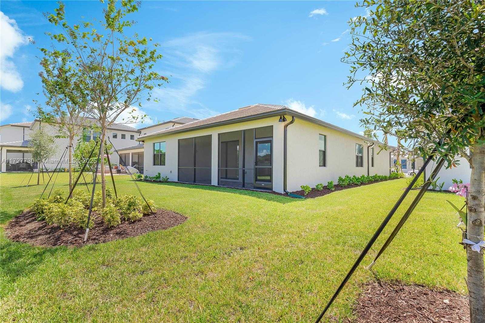Small Image of 4480 GRAMERCY DR, Oakland Park Number 19