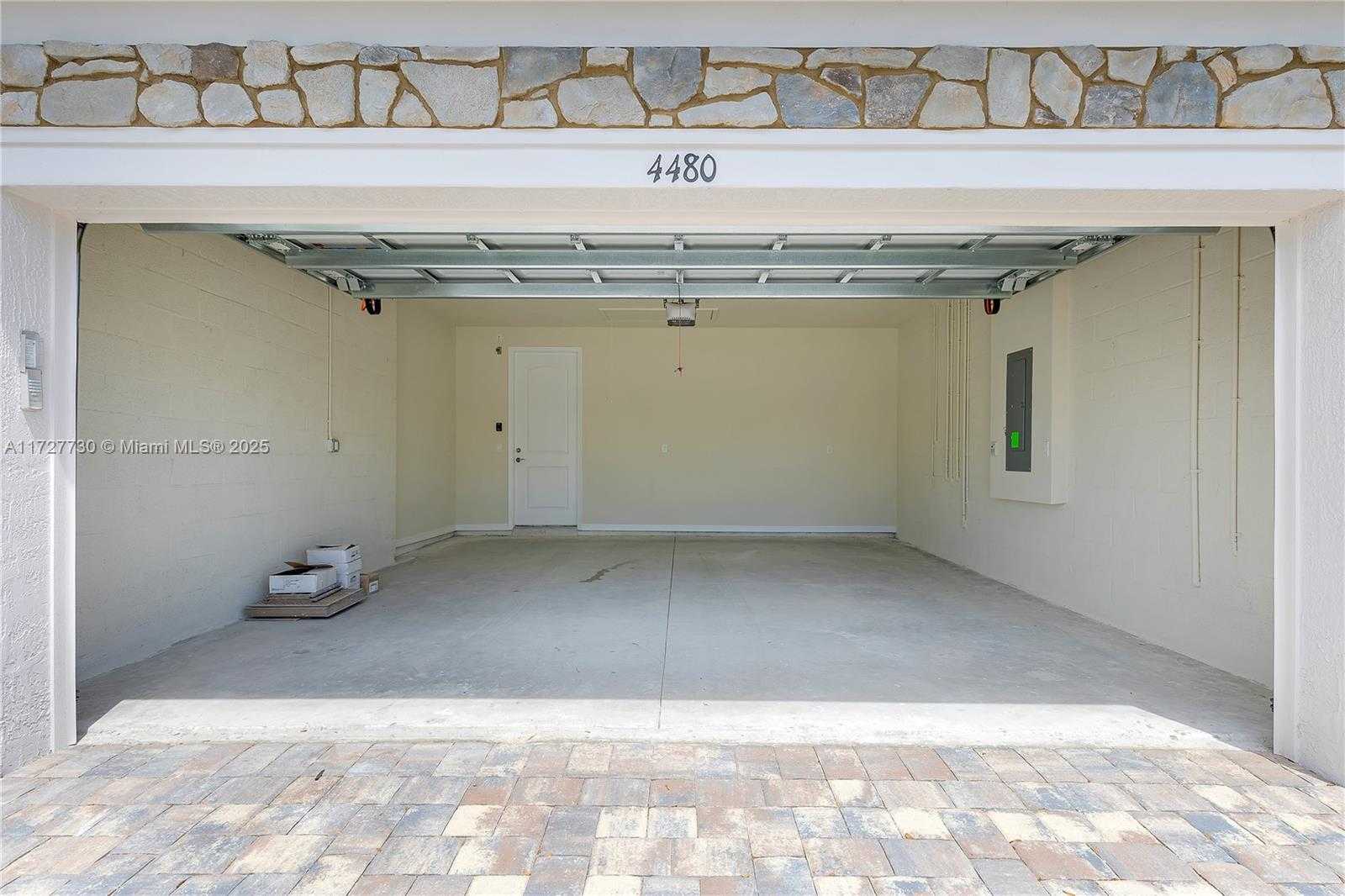 Small Image of 4480 GRAMERCY DR, Oakland Park Number 20