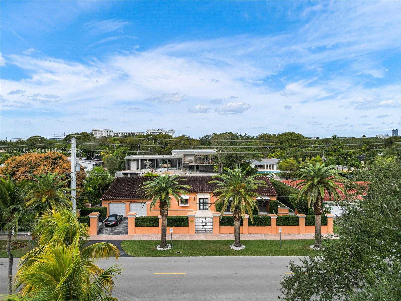 Small Image of 1181 SOUTH ALHAMBRA CIR, Coral Gables Number 31