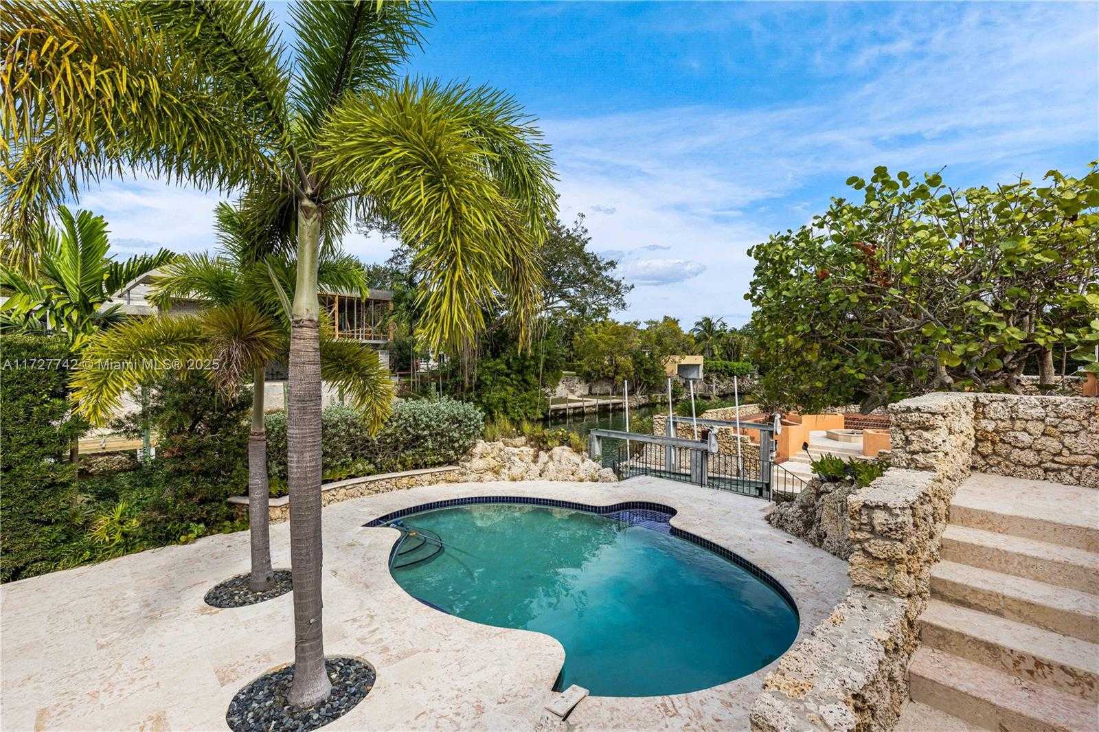 Small Image of 1181 SOUTH ALHAMBRA CIR, Coral Gables Number 5