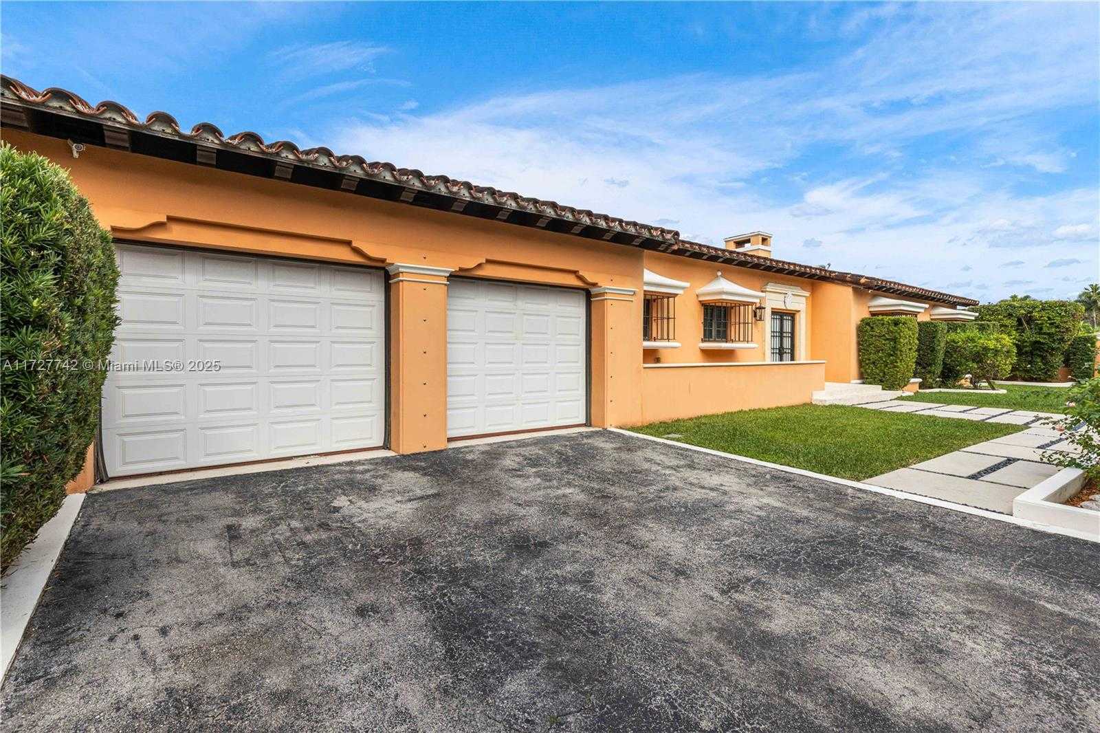 Small Image of 1181 SOUTH ALHAMBRA CIR, Coral Gables Number 50