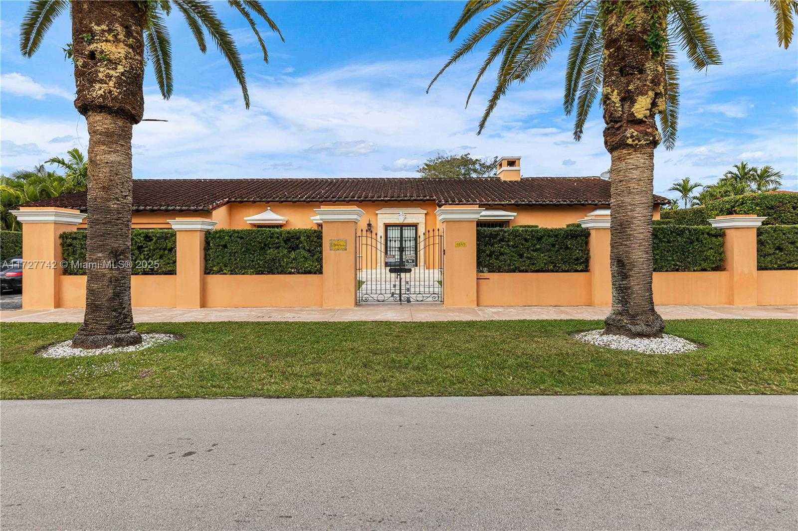 Small Image of 1181 SOUTH ALHAMBRA CIR, Coral Gables Number 51