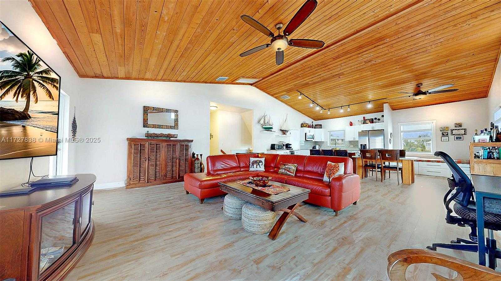 Small Image of 28 CENTER LN, Key Largo Number 21