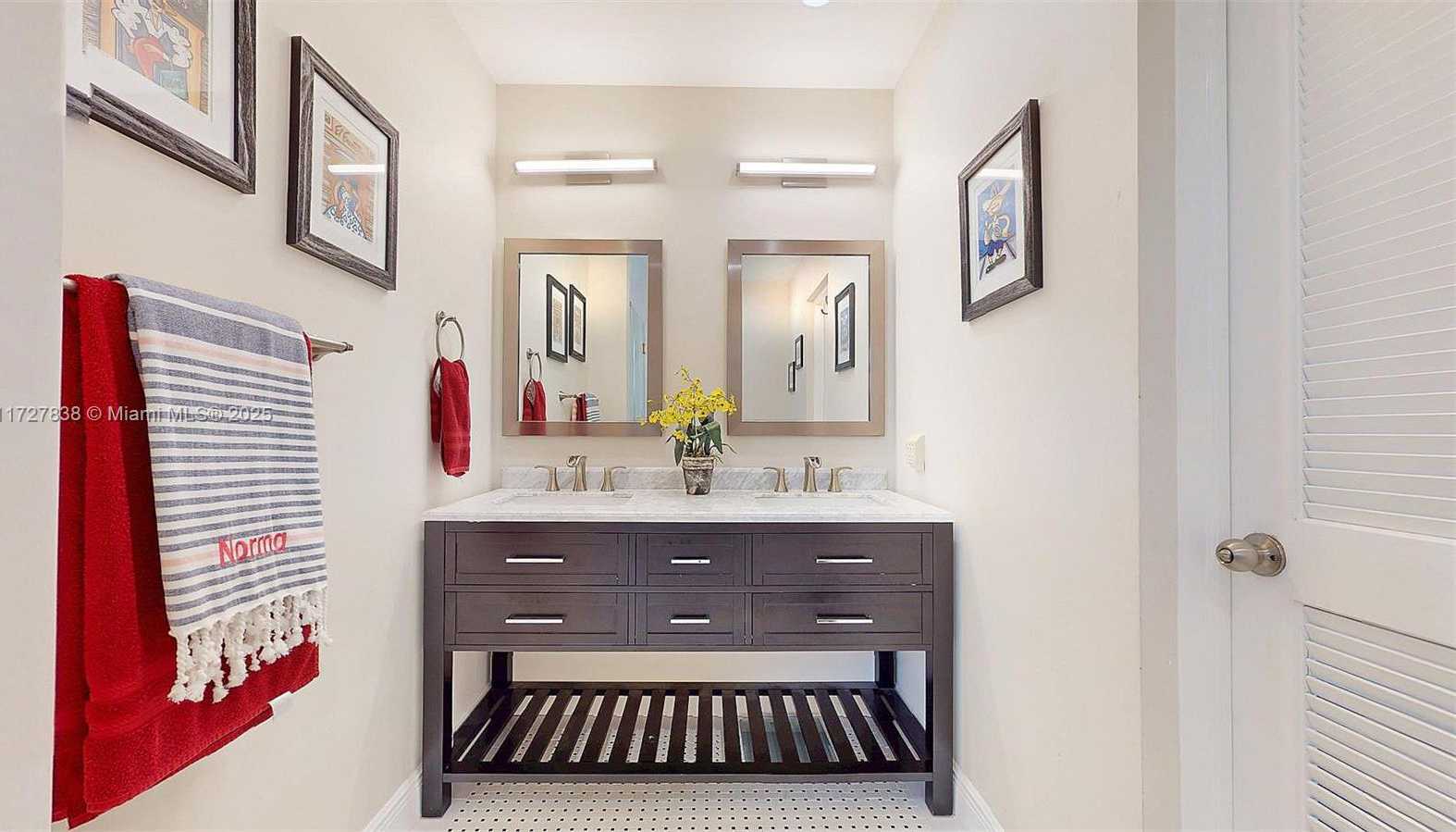 Small Image of 28 CENTER LN, Key Largo Number 26