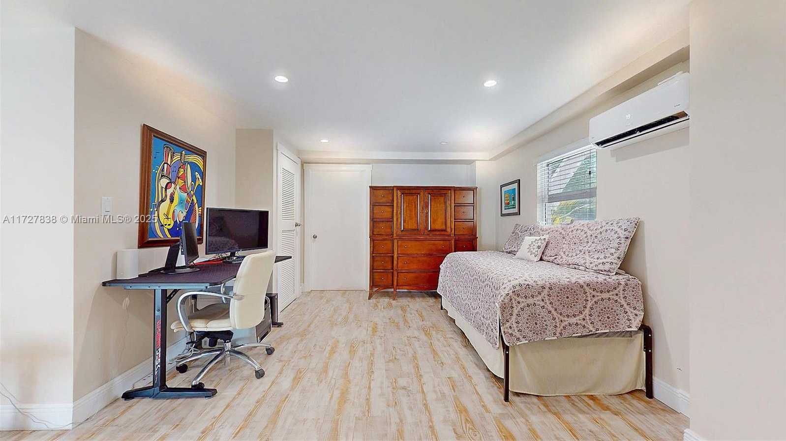 Small Image of 28 CENTER LN, Key Largo Number 4