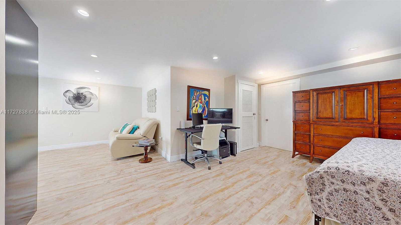 Small Image of 28 CENTER LN, Key Largo Number 5