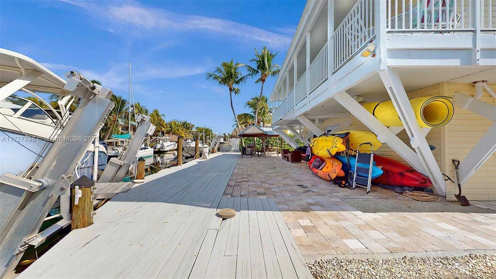 Small Image of 28 CENTER LN, Key Largo Number 57