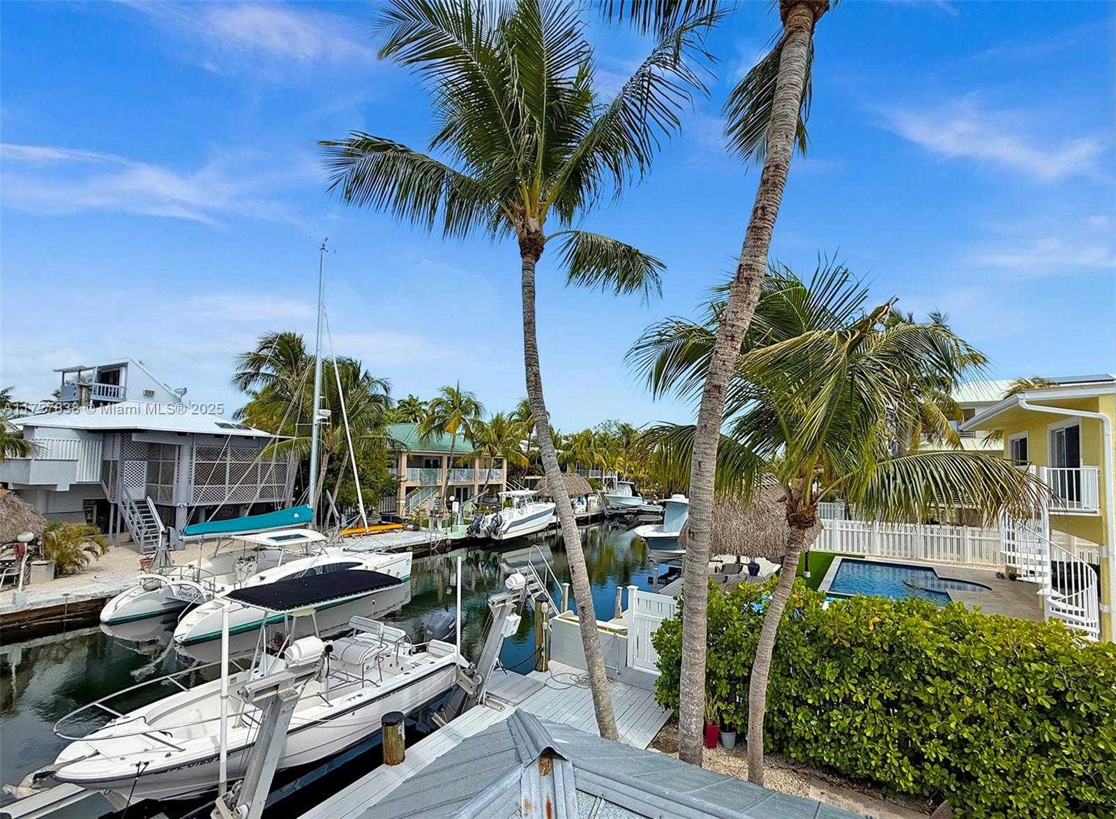 Small Image of 28 CENTER LN, Key Largo Number 74