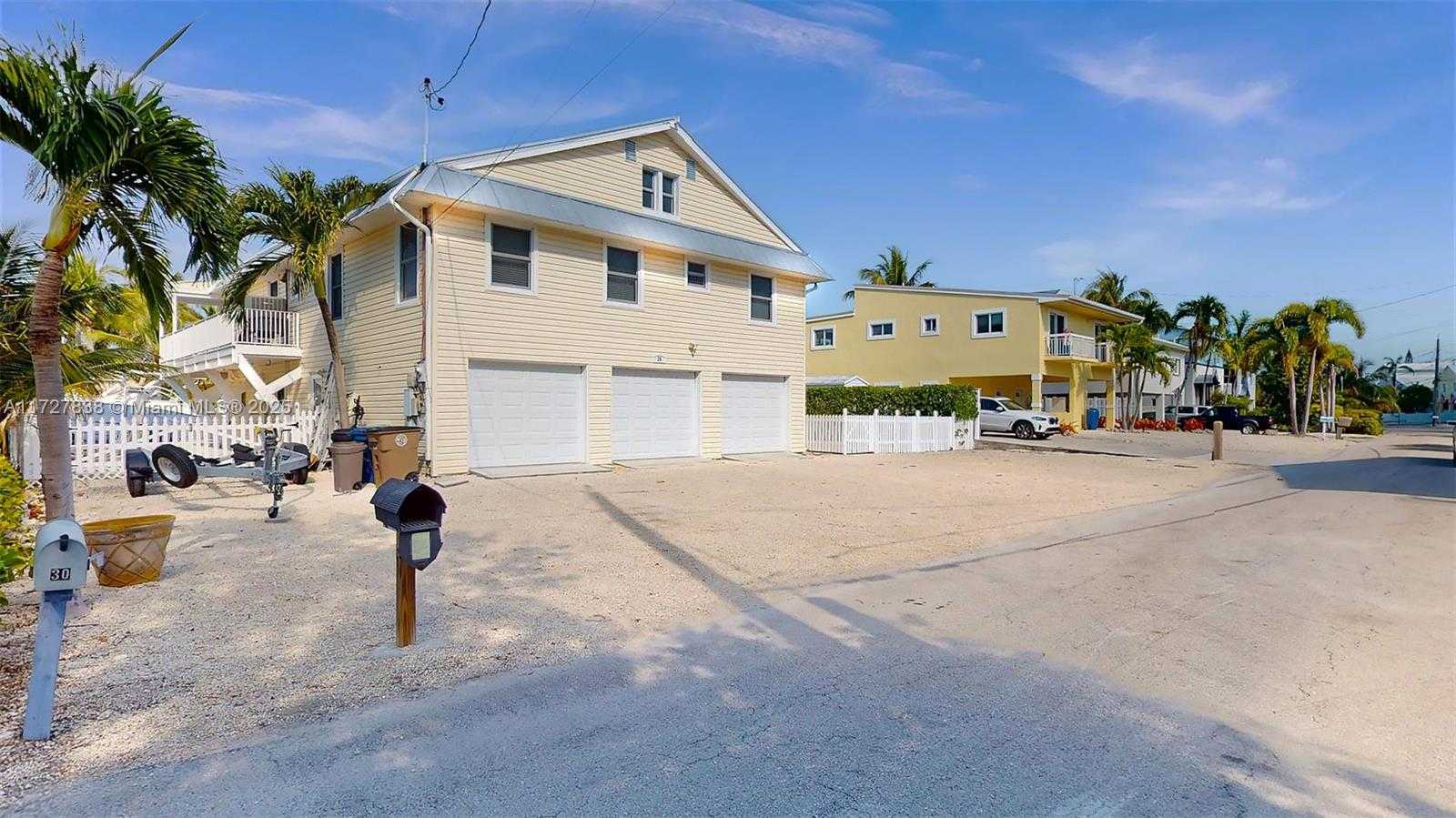 Small Image of 28 CENTER LN, Key Largo Number 81