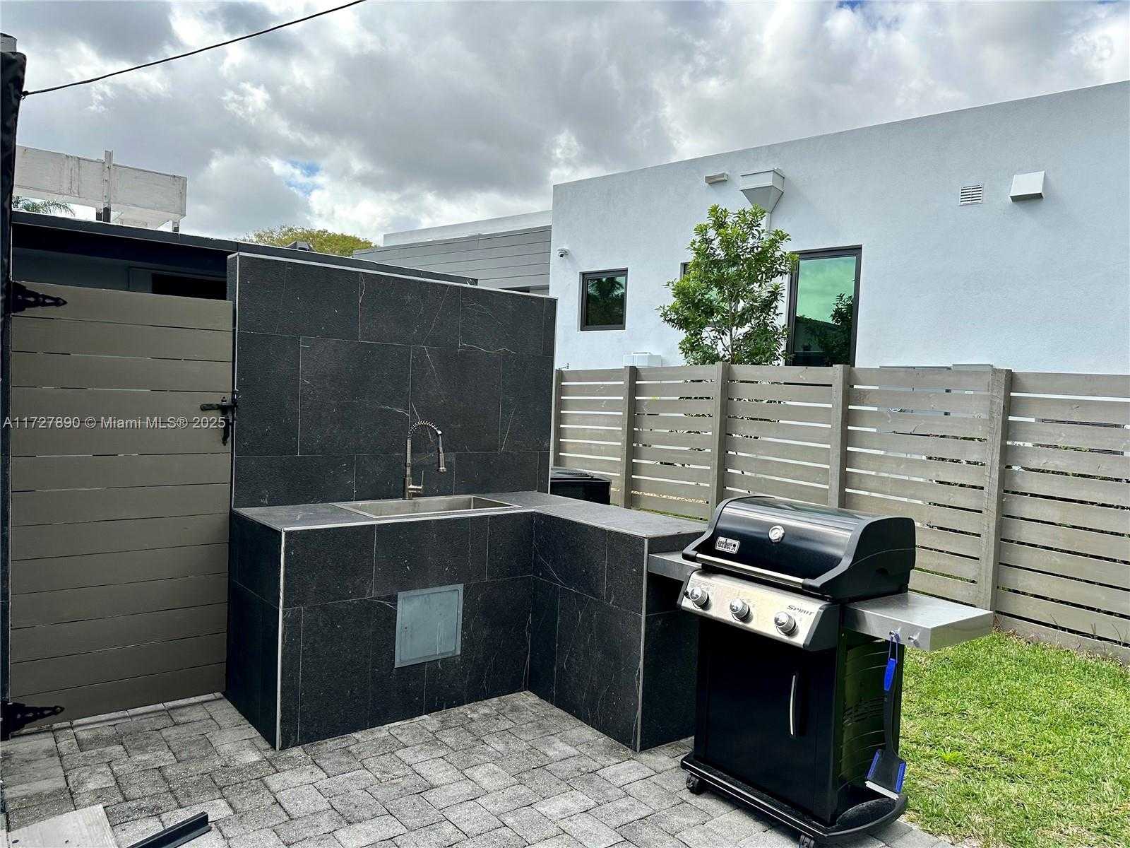 Small Image of 513 NORTH WEST 30TH ST, Wilton Manors Number 10