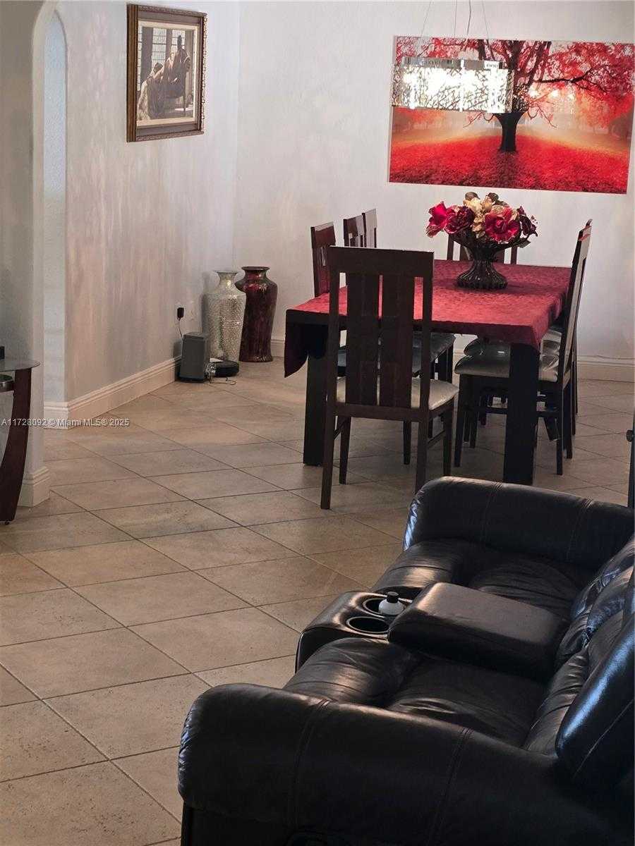 Imagen de Peque帽o Objeto