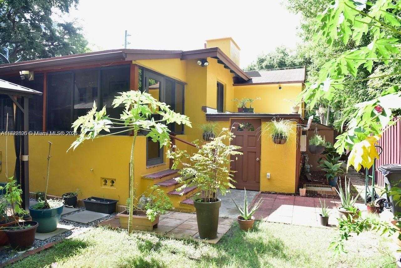 Small Image of 711 NORTH EAST 61ST ST, Miami Number 14