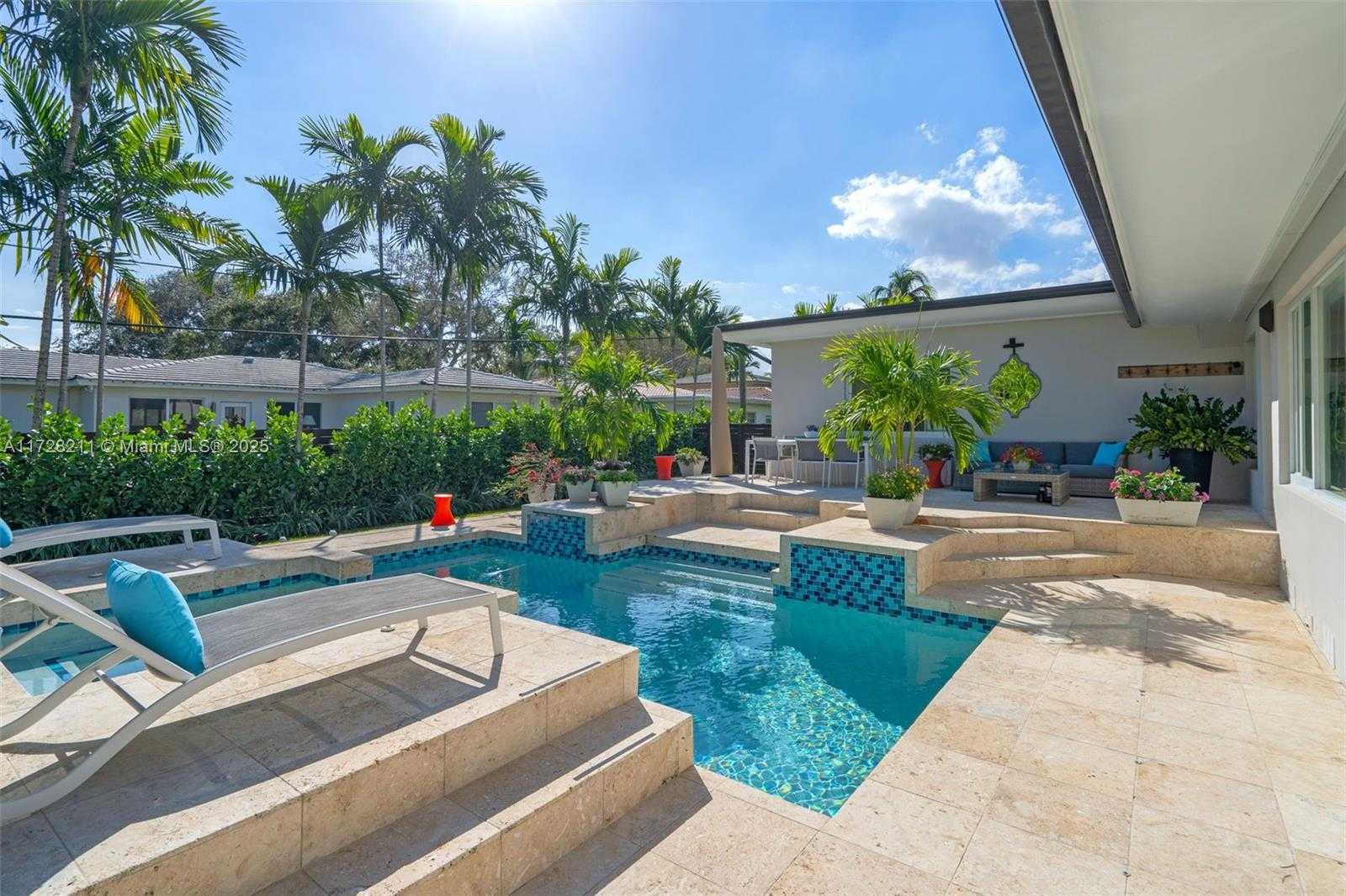 Small Image of 1226 NE 100th St, Miami Shores, FL 33138, USA Number 33