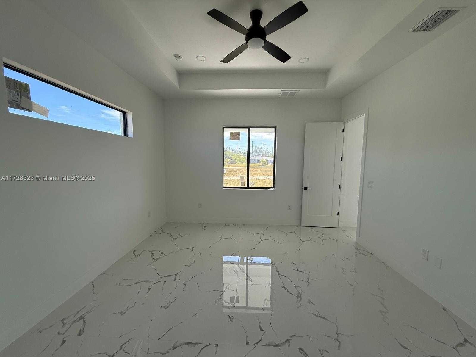 Small Image of 1320 NE 14TH AVE, Cape Coral Number 17