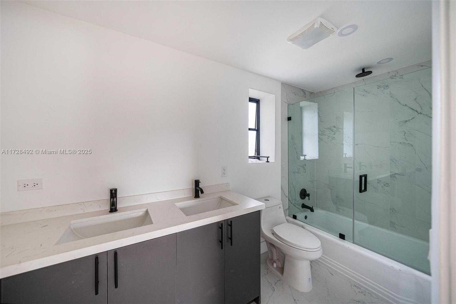Small Image of 253 BAL CROSS DR, Bal Harbour Number 22