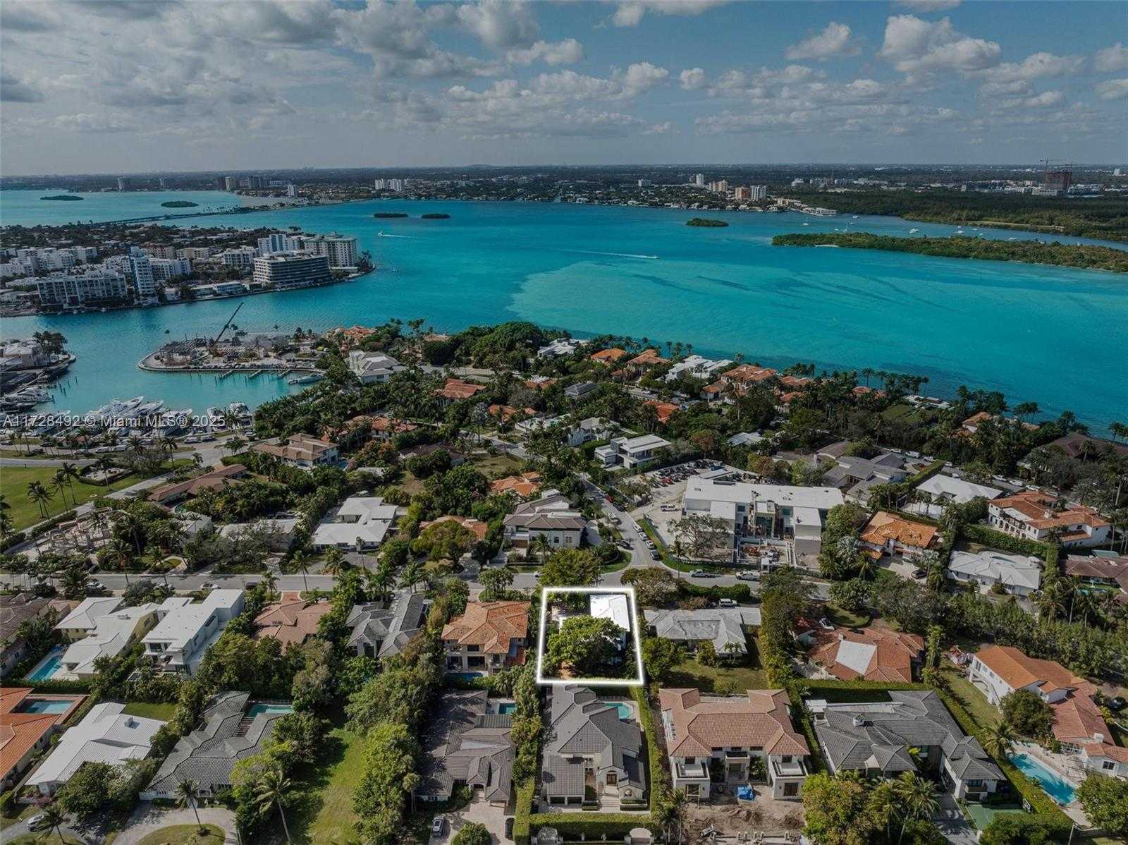 Small Image of 253 BAL CROSS DR, Bal Harbour Number 41
