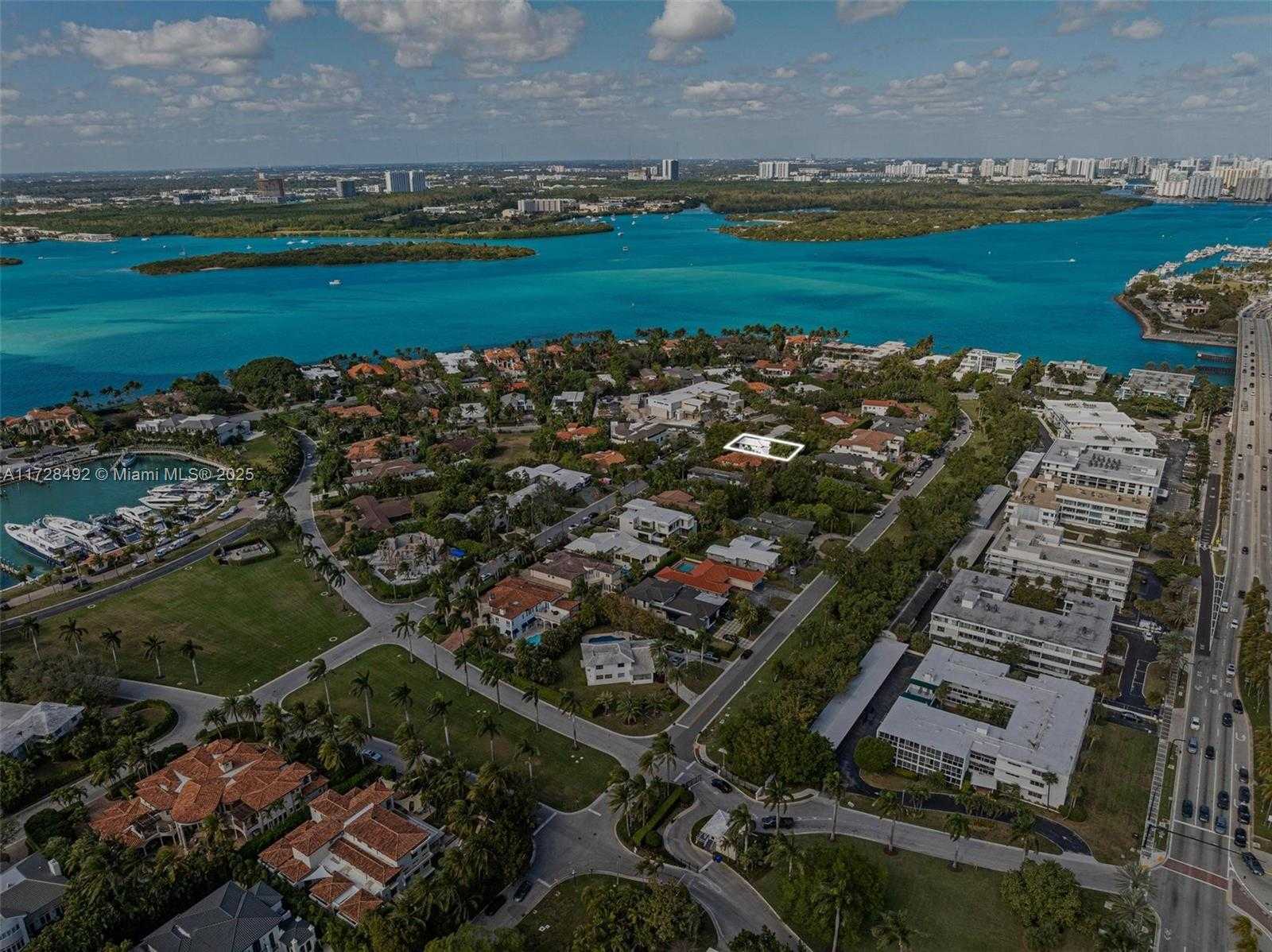 Small Image of 253 BAL CROSS DR, Bal Harbour Number 48