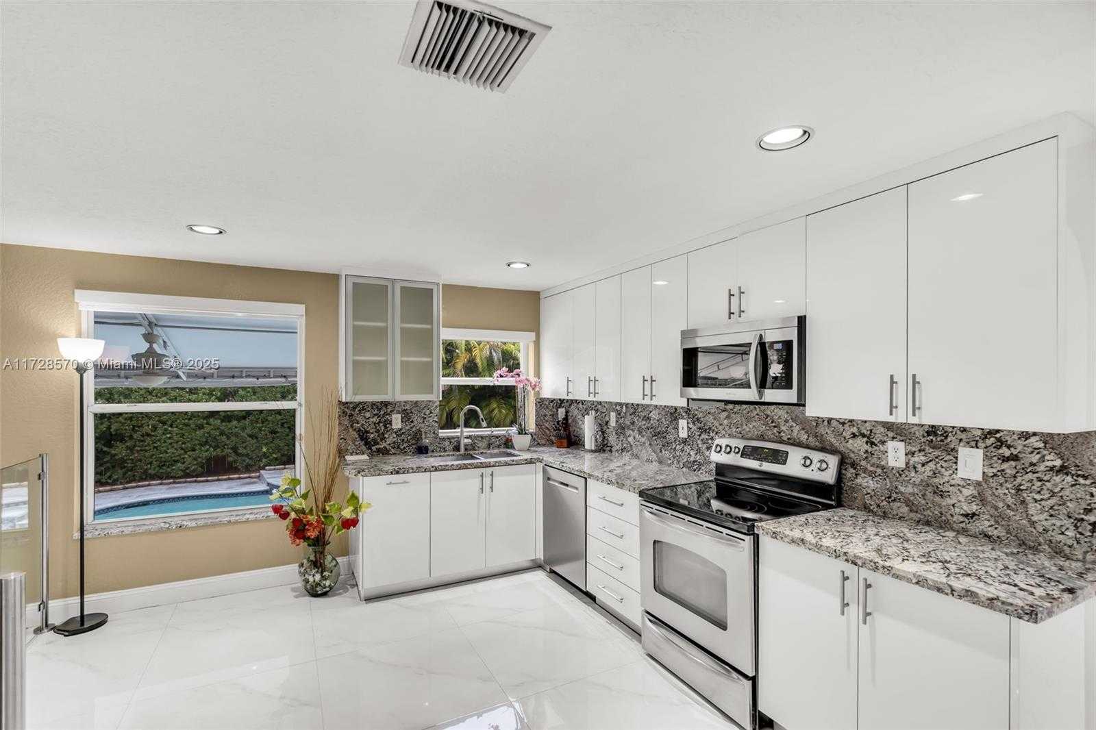 Small Image of 9793 NORTH WEST 29TH TER, Doral Number 12