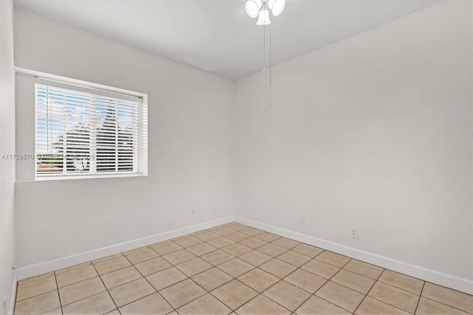 Small Image of 9793 NORTH WEST 29TH TER, Doral Number 27