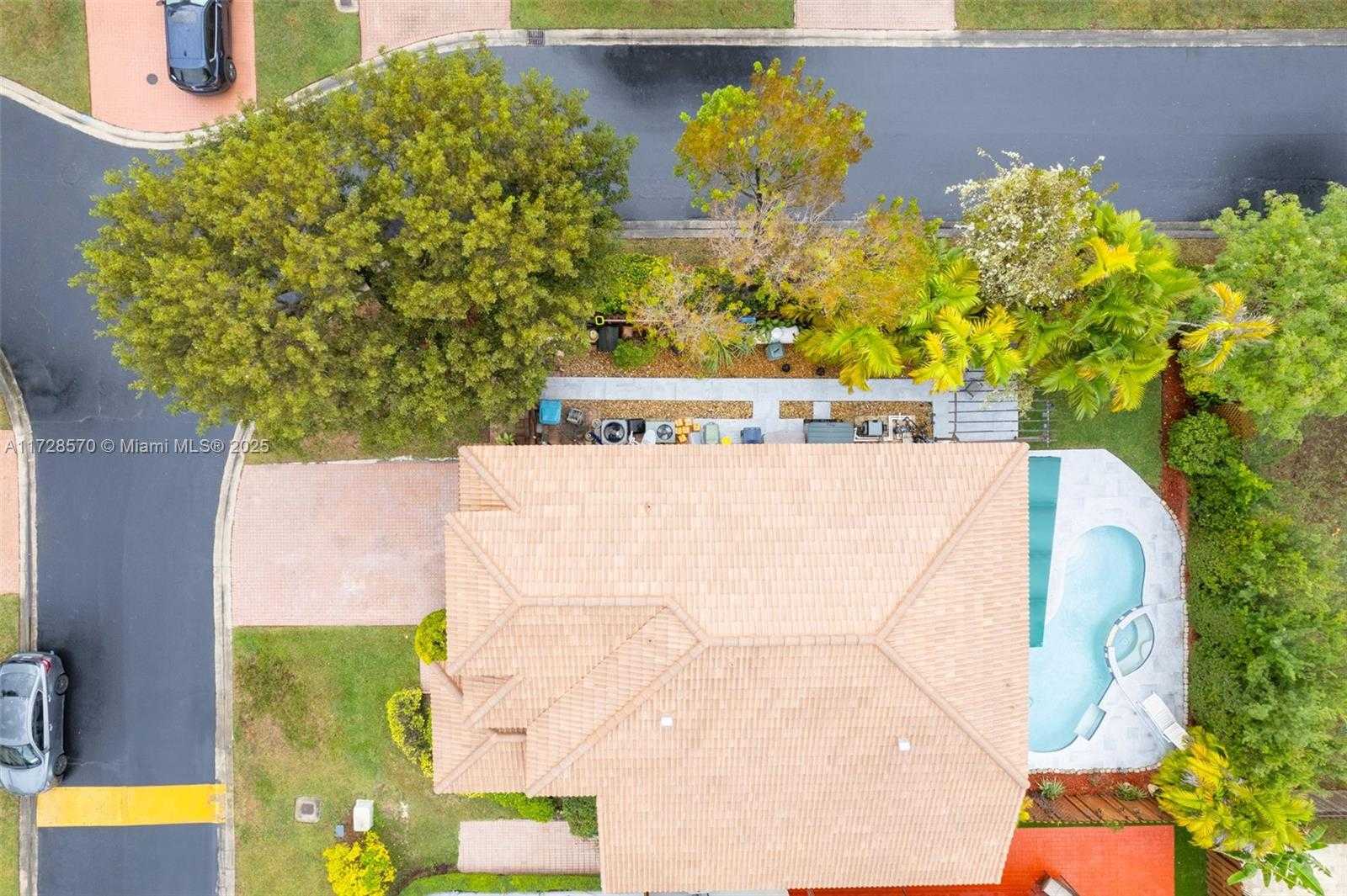 Small Image of 9793 NORTH WEST 29TH TER, Doral Number 4