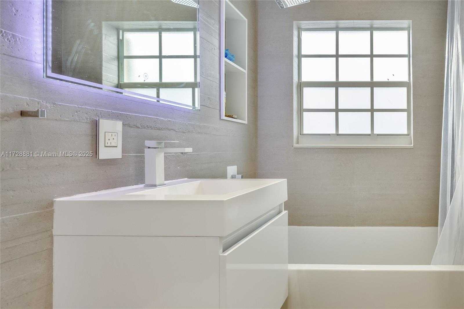 Small Image of 8934 Emerson Ave, Surfside, FL 33154, USA Number 24