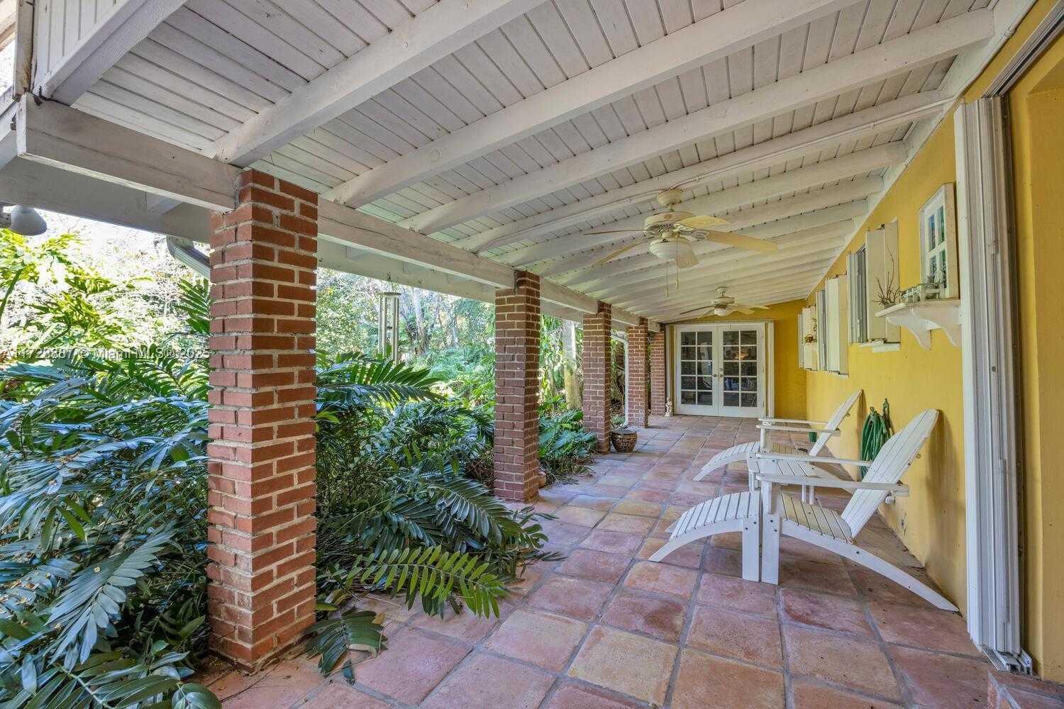 Small Image of 15000 OLD CUTLER RD, Palmetto Bay Number 19