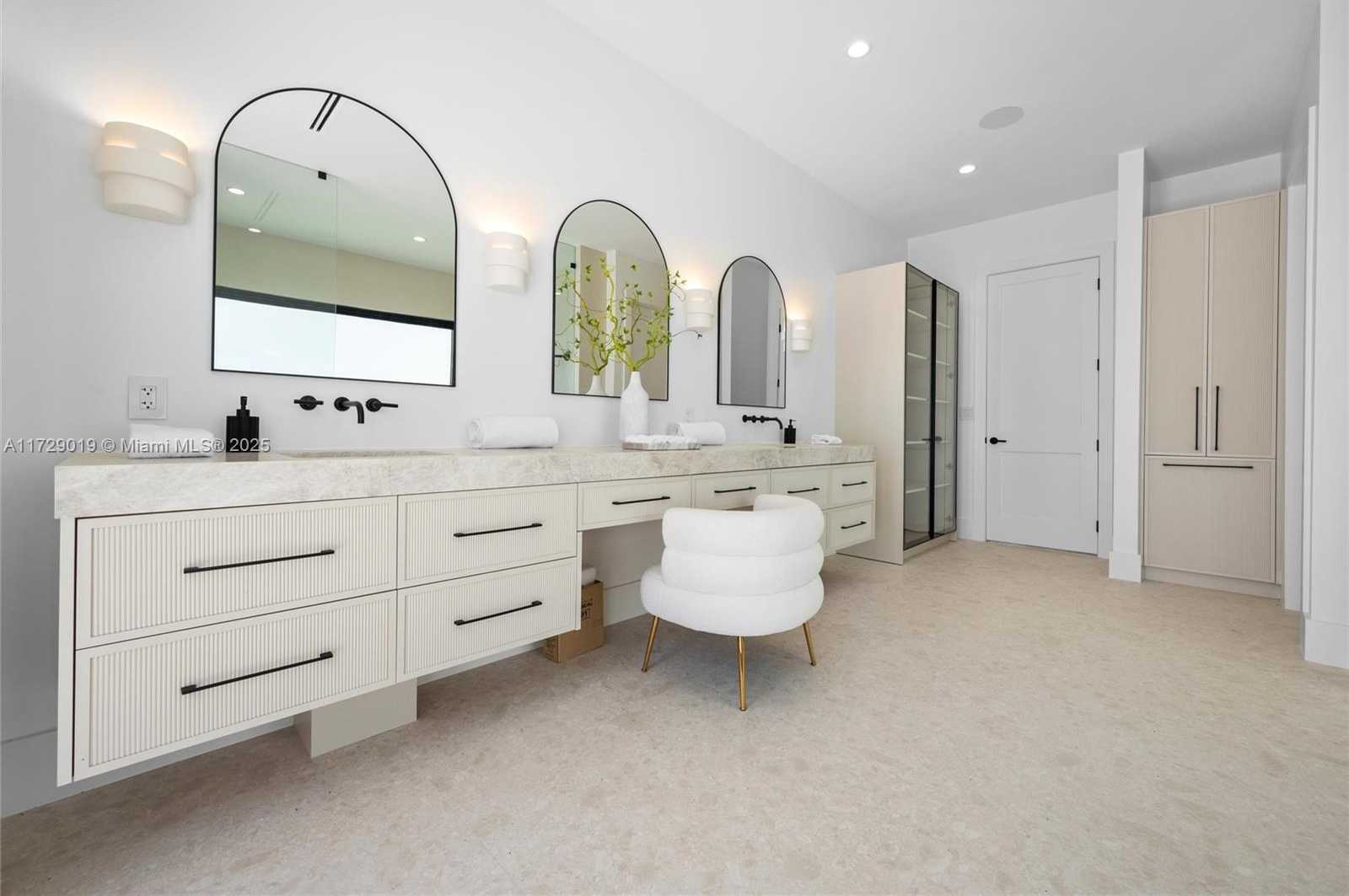 Small Image of 11001 SOUTH WEST 74TH AVE, Pinecrest Number 15