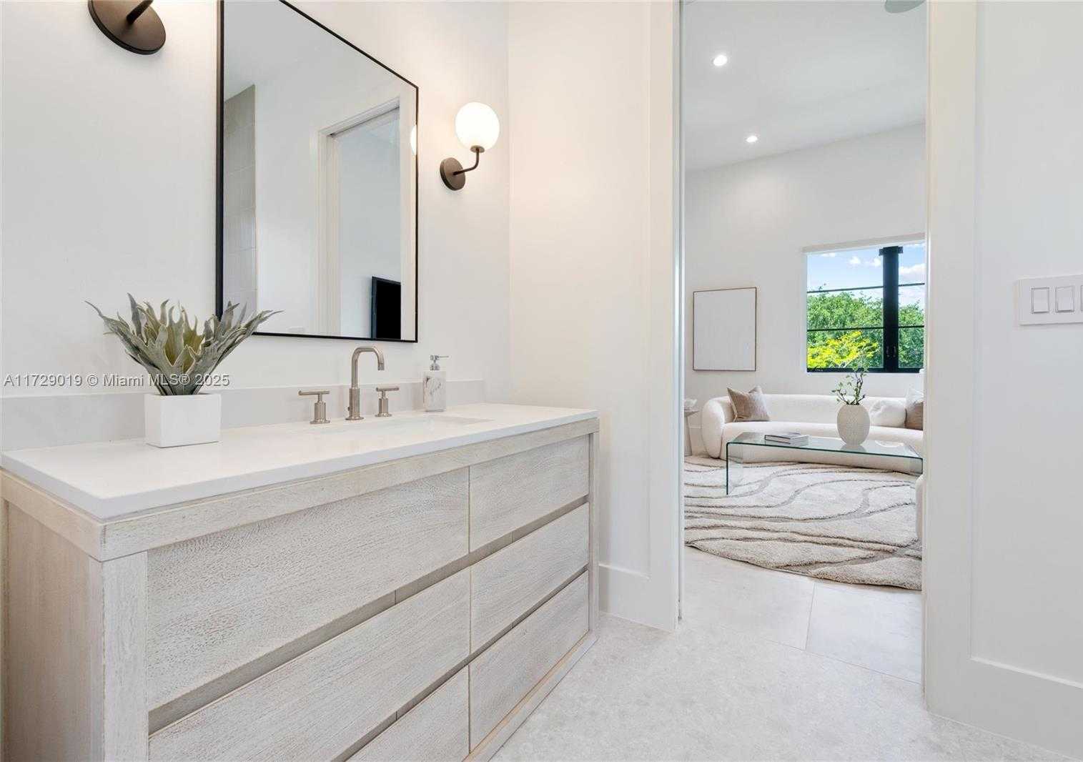 Small Image of 11001 SOUTH WEST 74TH AVE, Pinecrest Number 20