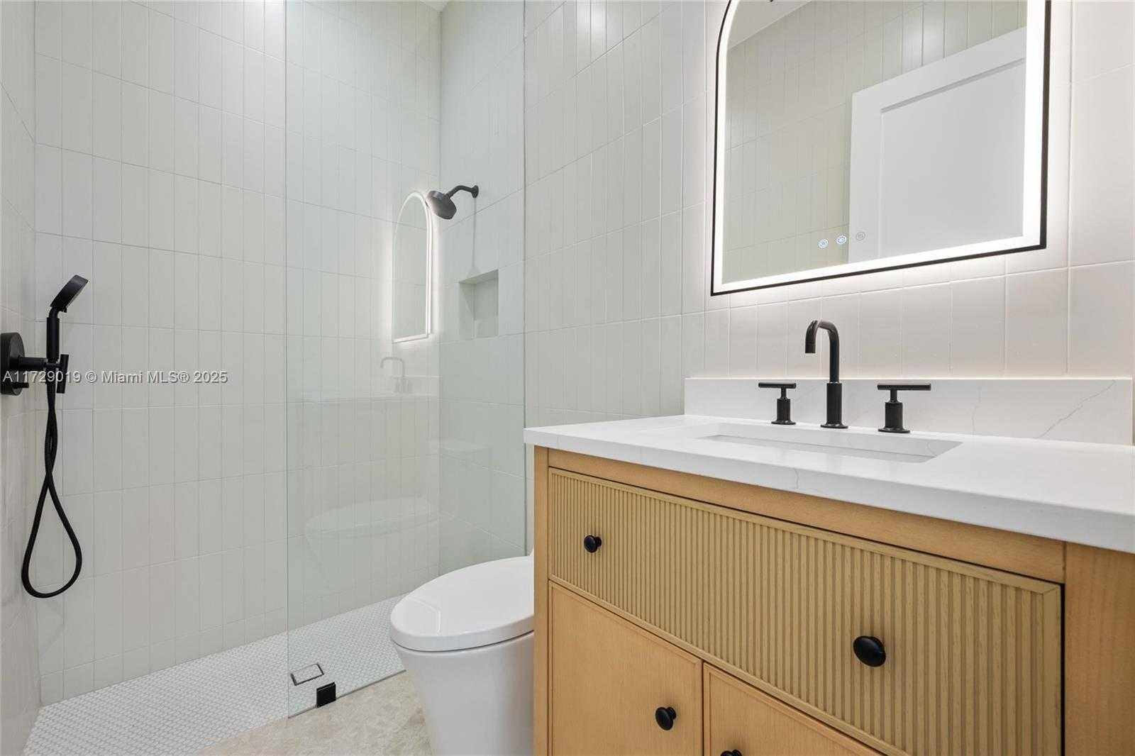 Small Image of 11001 SOUTH WEST 74TH AVE, Pinecrest Number 33