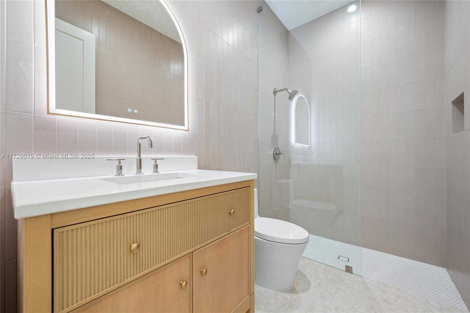 Small Image of 11001 SOUTH WEST 74TH AVE, Pinecrest Number 34