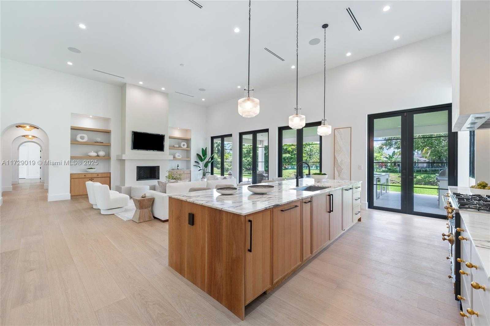 Small Image of 11001 SOUTH WEST 74TH AVE, Pinecrest Number 5