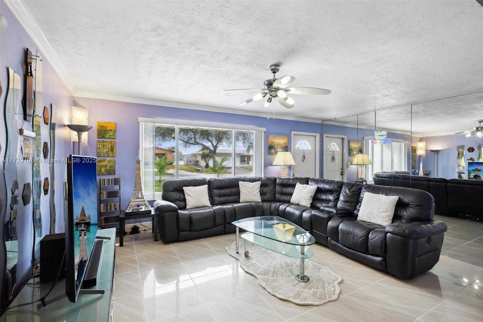 Small Image of 2070 NORTH WEST 84TH TER, Pembroke Pines Number 5