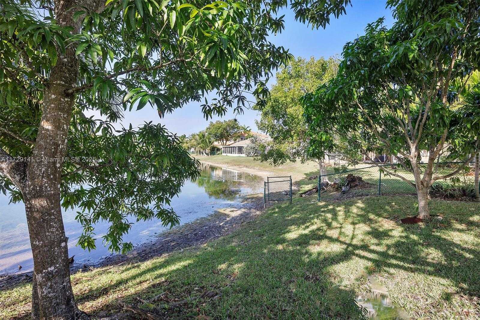 Small Image of 470 SOUTH EAST 30TH DR, Homestead Number 30