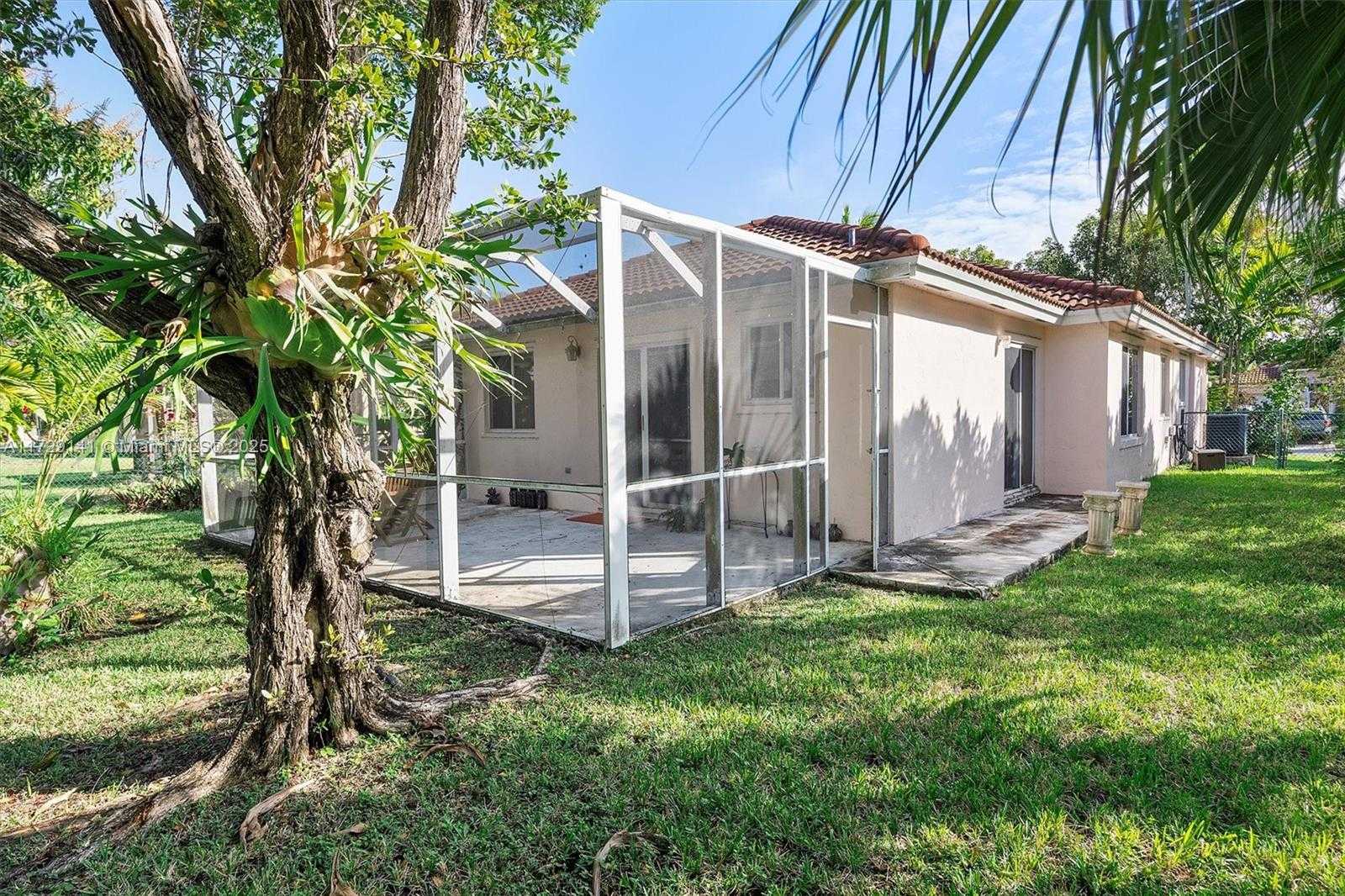 Small Image of 470 SOUTH EAST 30TH DR, Homestead Number 31