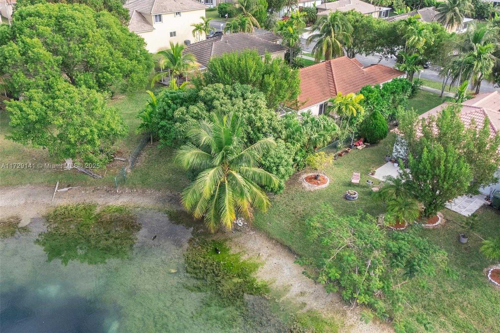 Small Image of 470 SOUTH EAST 30TH DR, Homestead Number 37
