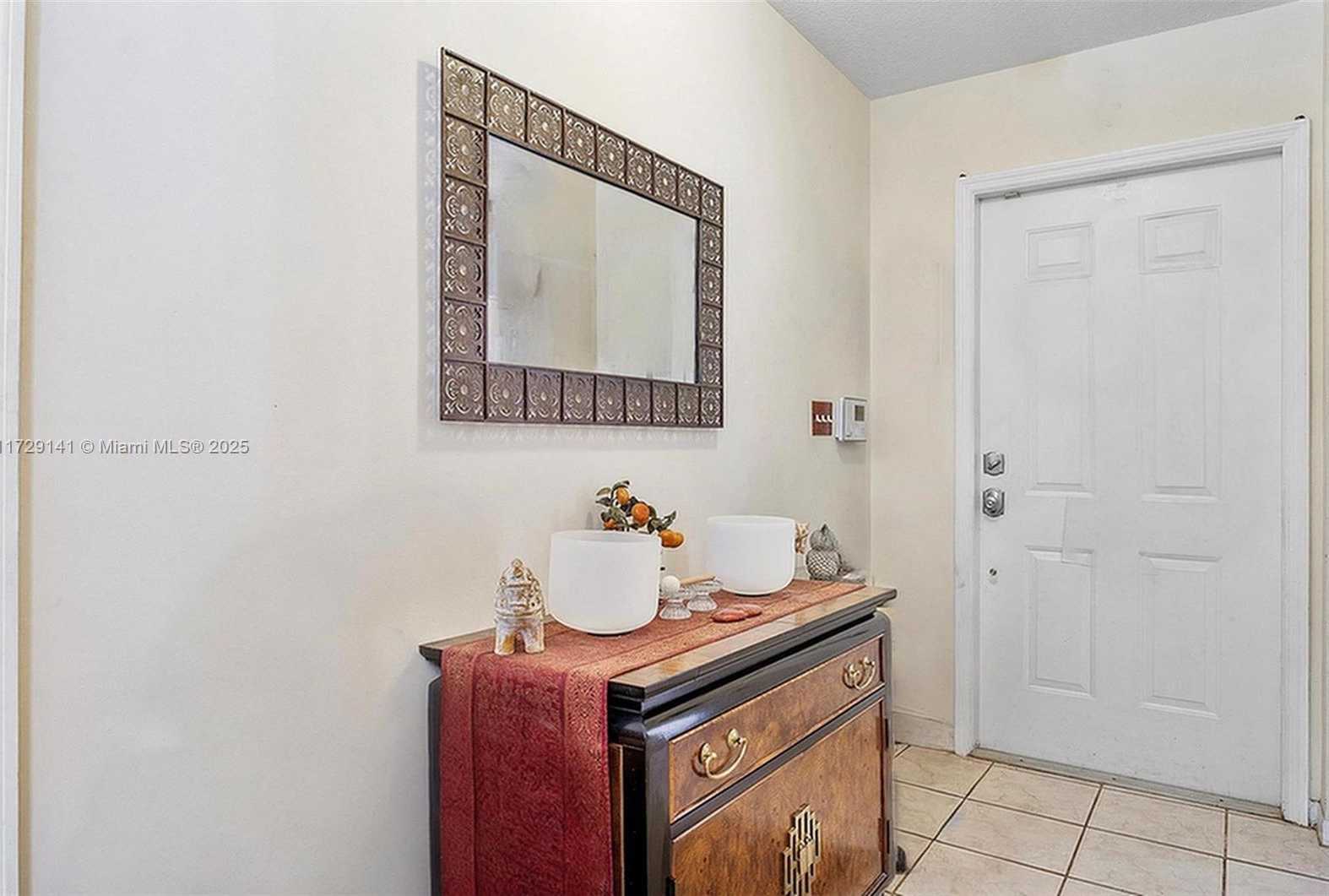 Small Image of 470 SOUTH EAST 30TH DR, Homestead Number 4