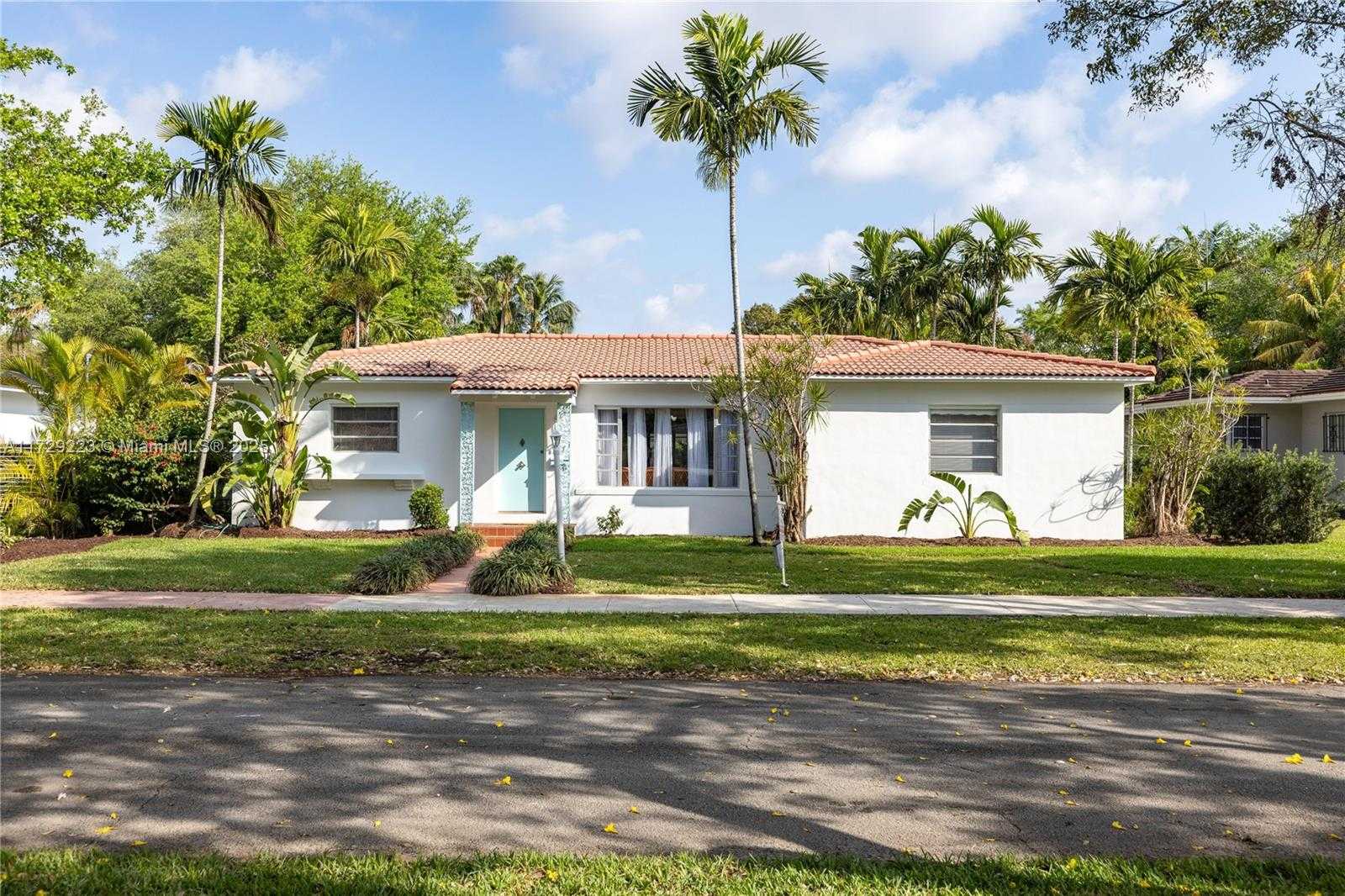 Small Image of 177 NORTH EAST 109 ST, Miami Shores Number 17