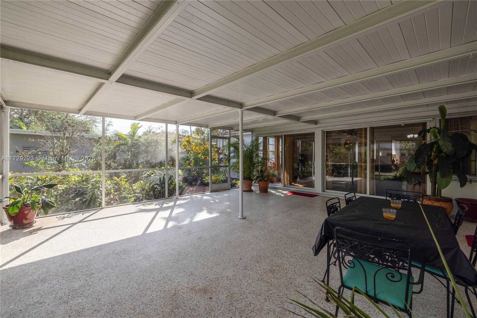 Small Image of 177 NORTH EAST 109 ST, Miami Shores Number 5