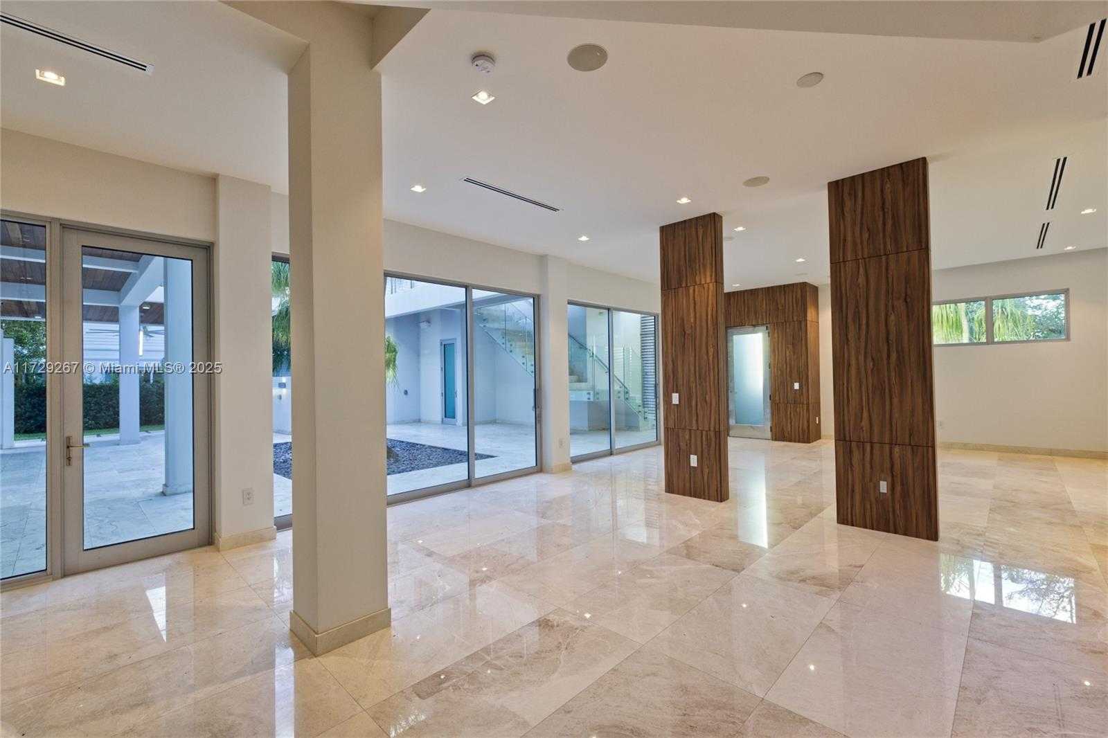 Small Image of 9101 SOUTH WEST 69TH CT, Pinecrest Number 24