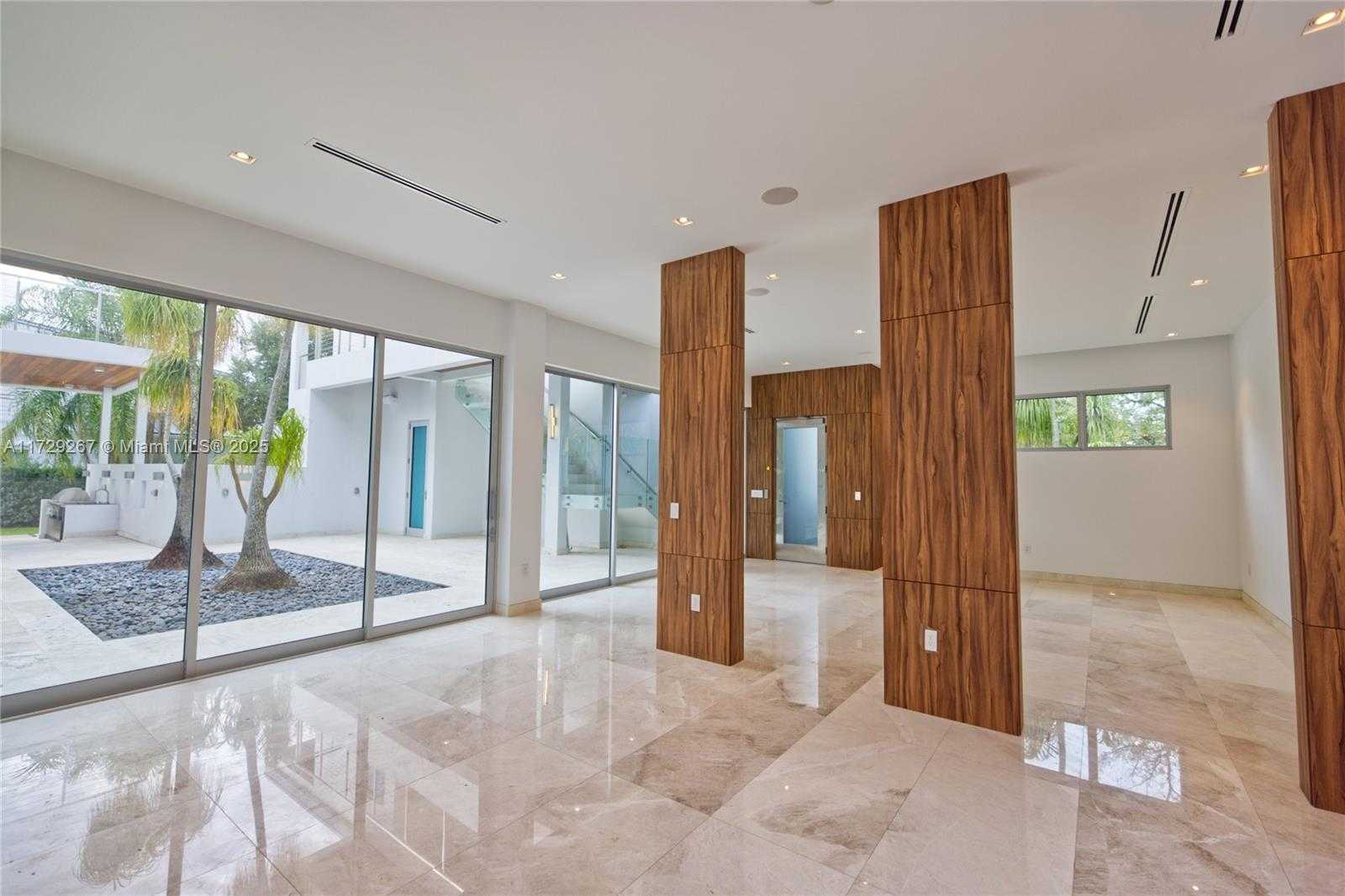 Small Image of 9101 SOUTH WEST 69TH CT, Pinecrest Number 26