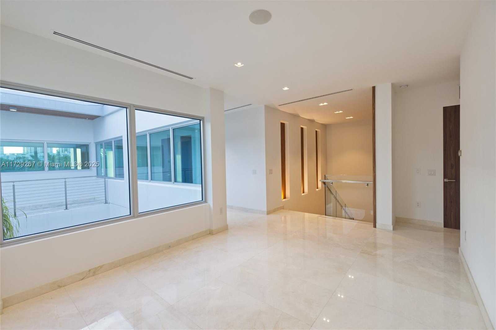Small Image of 9101 SOUTH WEST 69TH CT, Pinecrest Number 31
