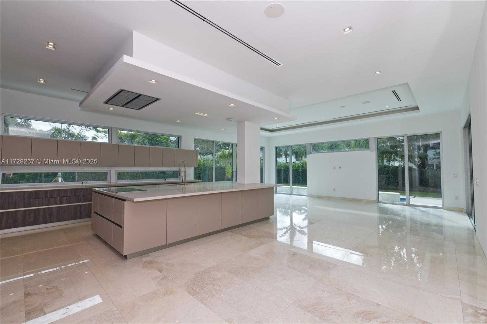 Small Image of 9101 SOUTH WEST 69TH CT, Pinecrest Number 34